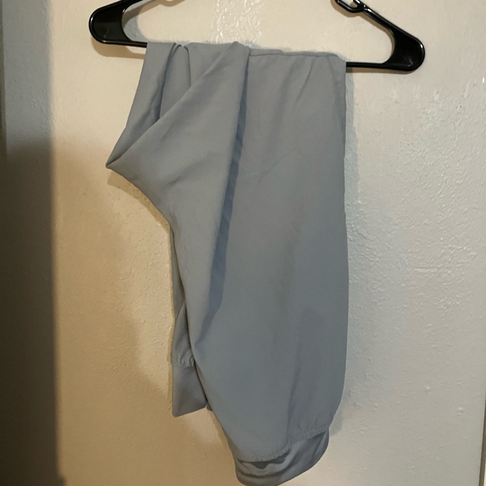 Gray wonderwink jogger scrubs